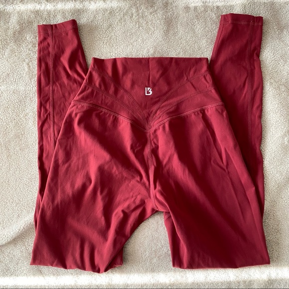 SOLD - BUFFBUNNY - Vineyard Red Legacy Legging - XS - Picture 1 of 4
